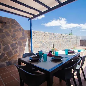 villas-vacacionales-rubicn.in-canary-islands.com/